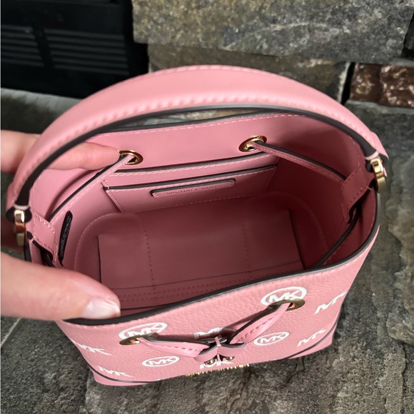 Michael Kors Mercer Small Logo Embossed Leather Bucket Bag - Picture 8 of 11